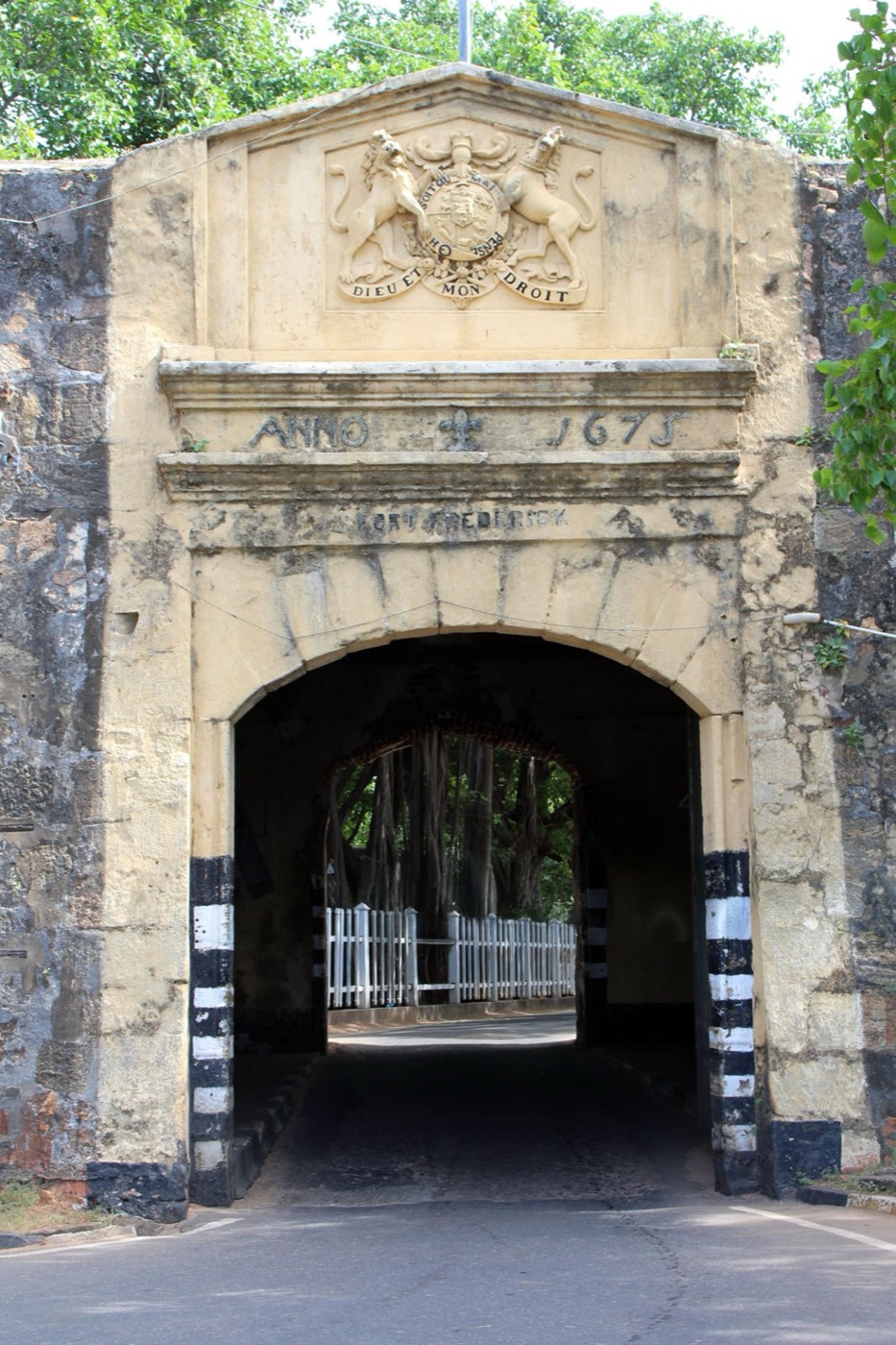 Discover Trincomalee